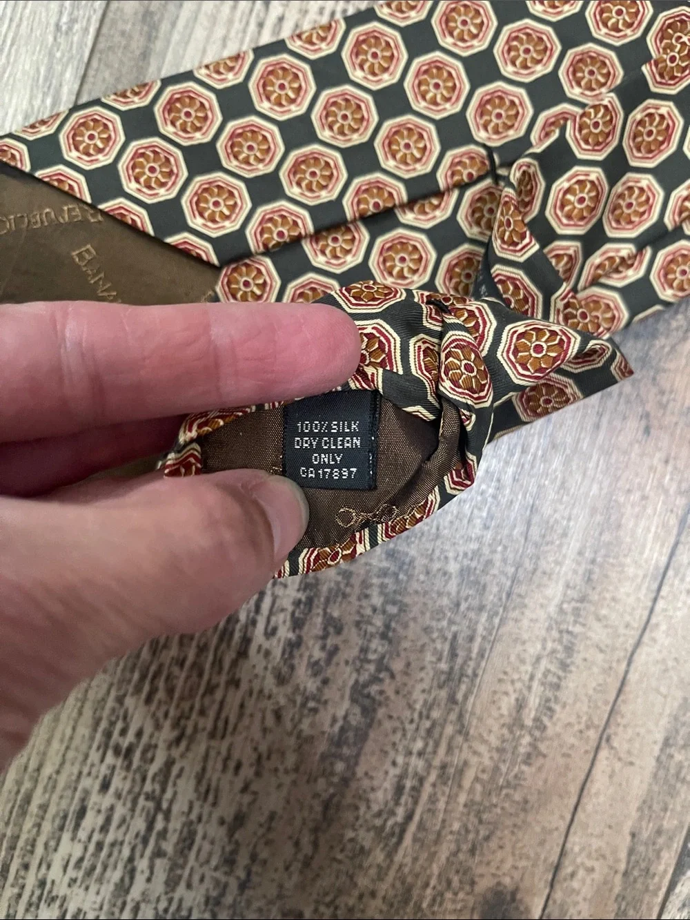 Banana Republic Green Tie with Burgundy and Gold Octagon Motif